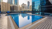 Golden Tulip Media Hotel - (Exteriér) - Bazén