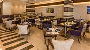 Golden Tulip Media Hotel - (Interiér) - Recepce