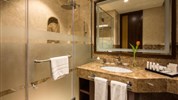 Golden Tulip Media Hotel - (Interiér) - Pokoj typu STANDARD/DELUXE