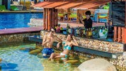 Hard Rock Hotel Pattaya - Bazén s barem