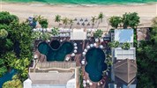 Pullman Pattaya Hotel G - Pláž a bazén