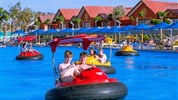 Alf Leila Wa Leila - Bazén se šlapadly