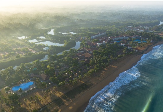 Club Hotel Dolphin - Waikkal