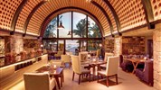 Outrigger Mauritius Beach Resort - (Interiér) - Restaurace