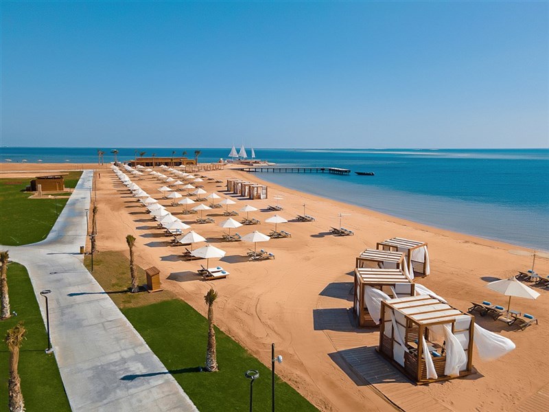Rixos Premium Magawish Suites & Villas - Pláž