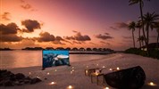 Radisson Blu Resort Maldives - (Exteriér) - Večerní promítání
