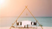 Hideaway Beach Resort & Spa - Večeře na pláži