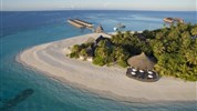 Angaga Island Resort & Spa - Pláž