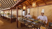 Angaga Island Resort & Spa - Restaurace