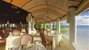 Angaga Island Resort & Spa - Restaurace