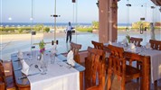 The Three Corners Happy Life Resort - Restaurace