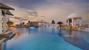 Sharq Village & Spa by Ritz-Carlton