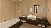DoubleTree by Hilton Resort & Spa Marjan Island - Koupelna GUEST/DELUXE