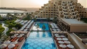 Rixos Bab Al Bahr - (Exteriér) - Hotelová budova s bazénem