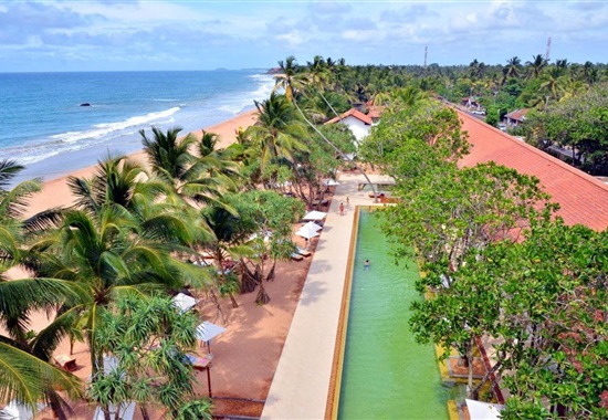 Pandanus Beach Resort & SPA - 