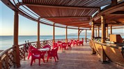 Palm Royale Resort - Bar na pláži