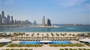 Hilton Dubai Palm Jumeirah - EXTERIÉR - Pohled na bazén/pláž