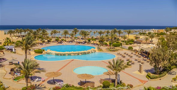 Blend Elphistone Resort - 
