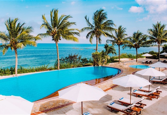 Sea Cliff Resort & Spa - 
