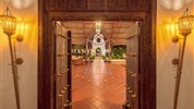 Sea Cliff Resort & Spa