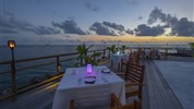 Furaveri Island Resort & Spa