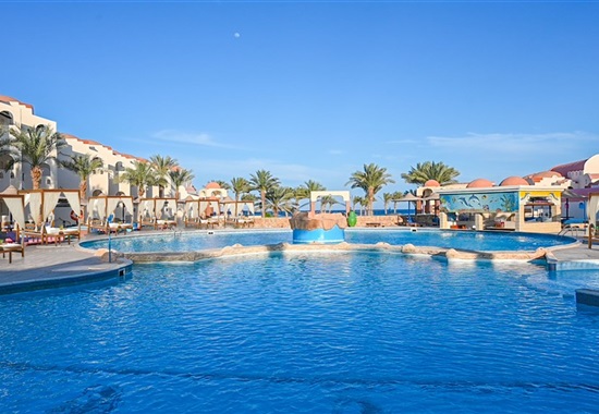 Protels Beach Club & SPA Resort - 