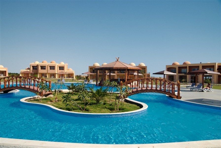 Wadi Lahmy Resort - Bazén