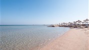Long Beach Resort - Pláž