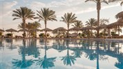Long Beach Resort - Bazén