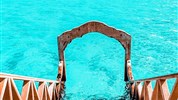 Tropitel Sahl Hasheesh - Vstup do moře z mola