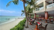 Candi Beach Resort - Venkovní sezení restaurace