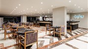 Sunrise Alora Aqua Park Resort - Lobby bar
